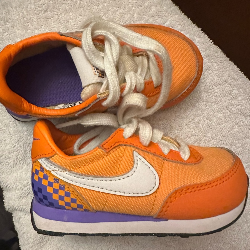 Nike shoes